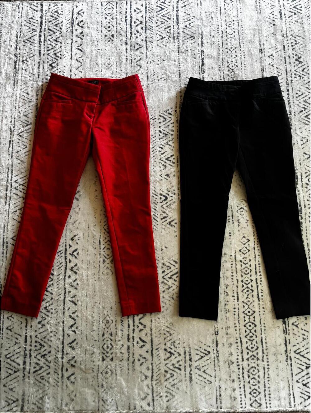 Marisa Skinny Pants in Red and Black, Size 0